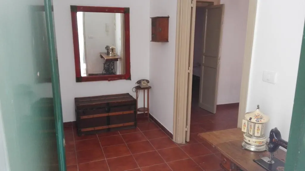 Le Sedie Volanti Hotel Palermo 0*,  Italy