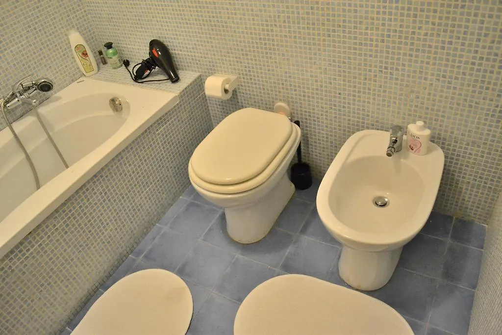 Hostel Le Sedie Volanti Hotel Palermo Italy